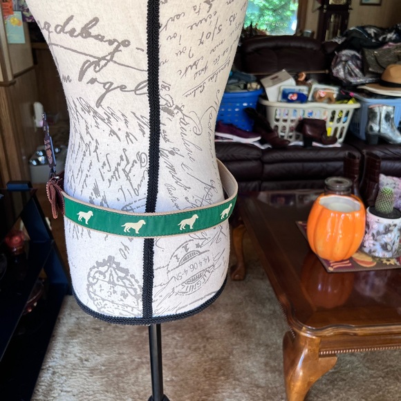 NWT Men's Leather Green Canvas Woven Ribbon Belt Dogs Print Sz 38. - Picture 6 of 11